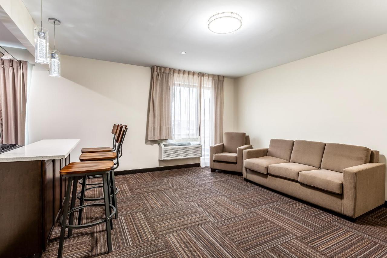 Van Wyck Hotel & Suites Near Jfk Airport New York Exterior photo