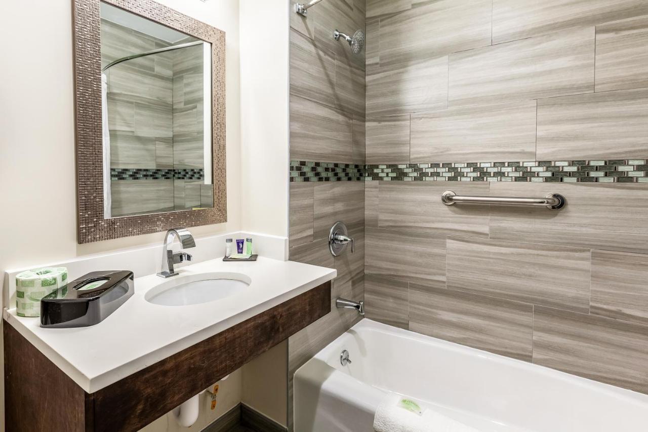 Van Wyck Hotel & Suites Near Jfk Airport New York Exterior photo